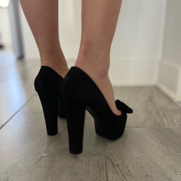 Louis Vuitton shoe - Picture 10 of 10